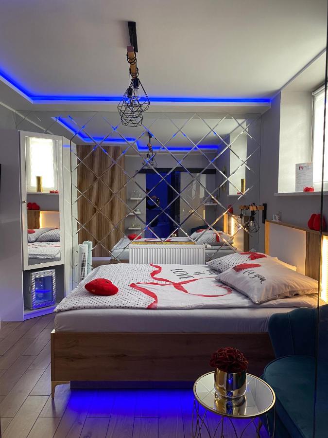 Apartament "Love" Centrum Z Duza Wanna Dla Dwojga Hnězdno Exteriér fotografie