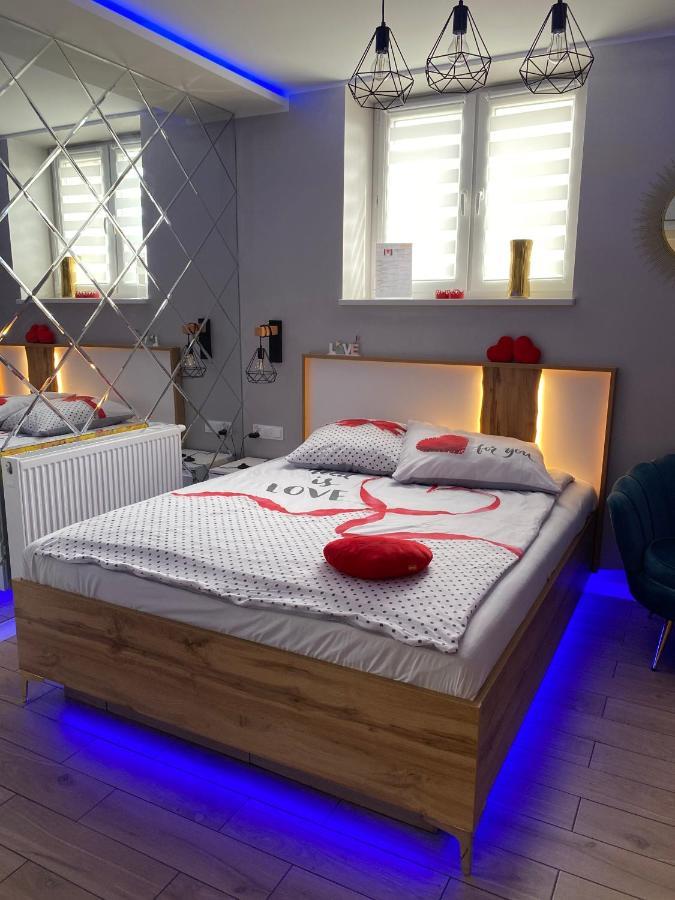 Apartament "Love" Centrum Z Duza Wanna Dla Dwojga Hnězdno Exteriér fotografie