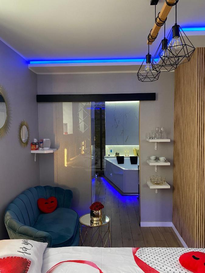 Apartament "Love" Centrum Z Duza Wanna Dla Dwojga Hnězdno Exteriér fotografie